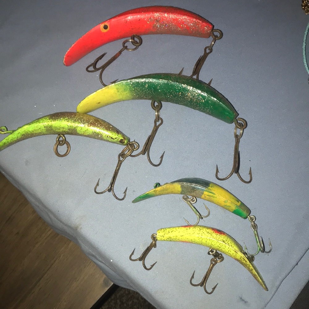 5 vintage lures